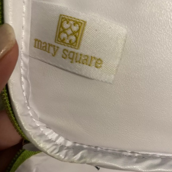 lunch box! never been used. - Picture 1 of 3